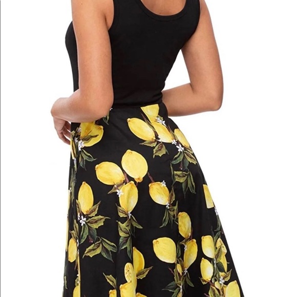 Scoop Neck Pockets Floral Print Swing casual dress - Picture 2 of 6